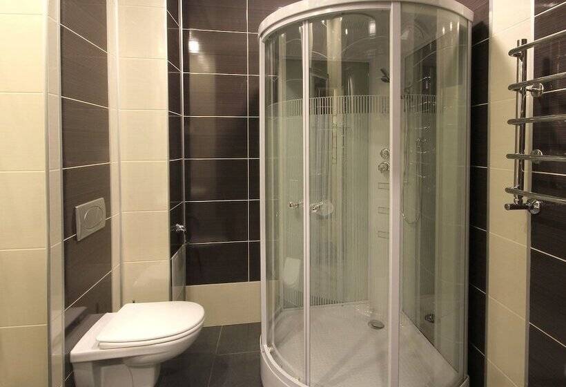 اتاق سوپریور, Absolute