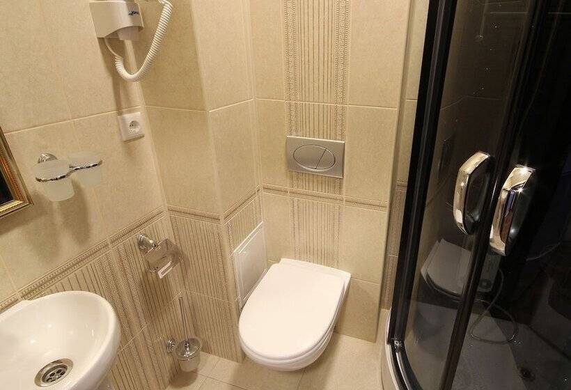 اتاق سوپریور, Absolute