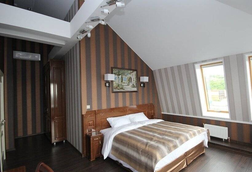 اتاق لوکس, Absolute