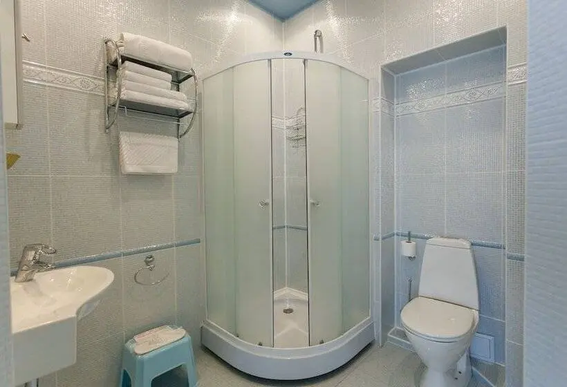 Standard Studio, Atal