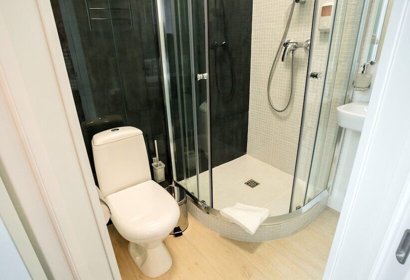 חדר סטנדרט יחיד, The Aristocrat Boutique