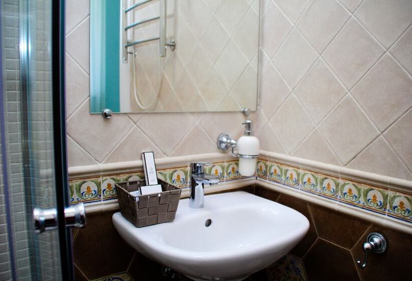 חדר סטנדרט יחיד, The Aristocrat Boutique