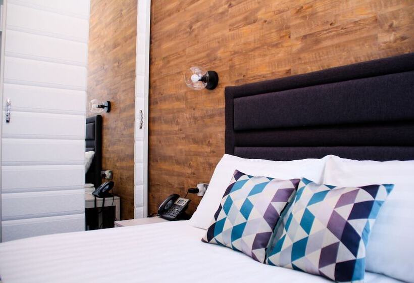 חדר סטנדרט יחיד, The Aristocrat Boutique