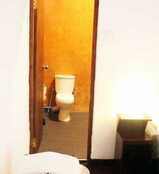 Standard Trippelrum, Coral Seas Beach Hikkaduwa