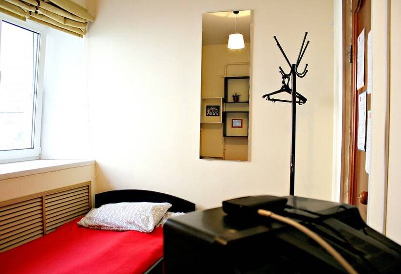 标准间, Like Hostel