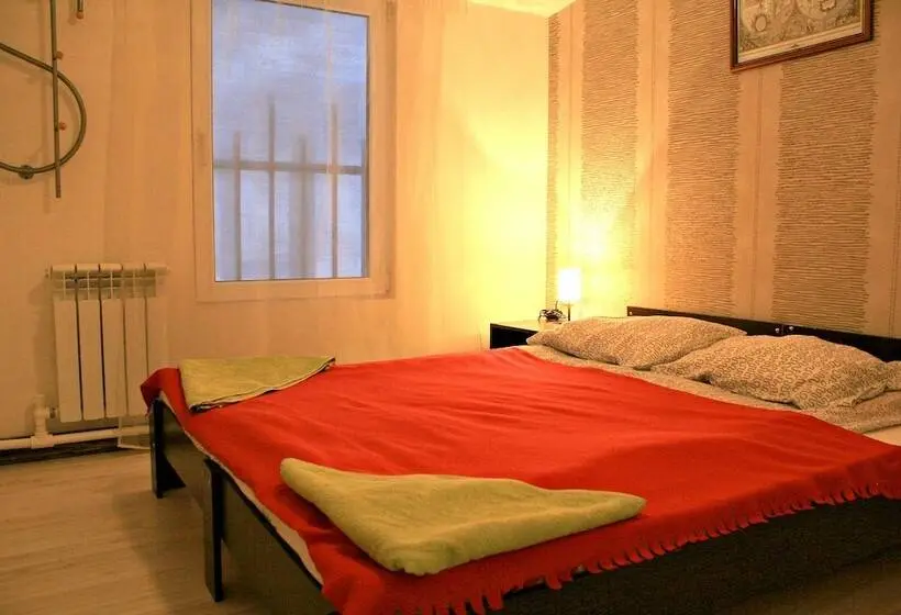 Chambre Economy, Like Hostel