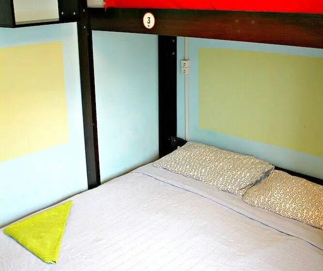 Chambre Triple Economy, Like Hostel