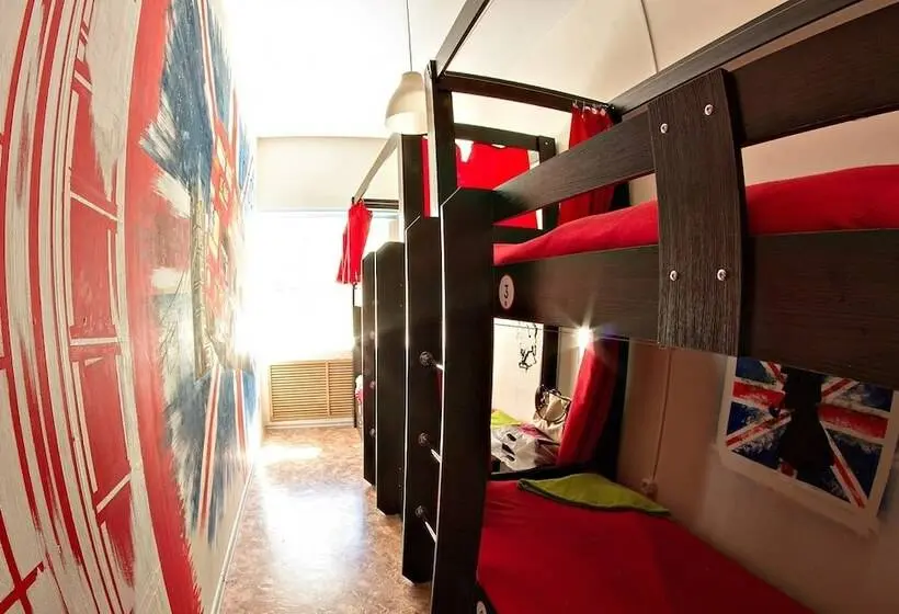Lit en Chambre Commune, Like Hostel