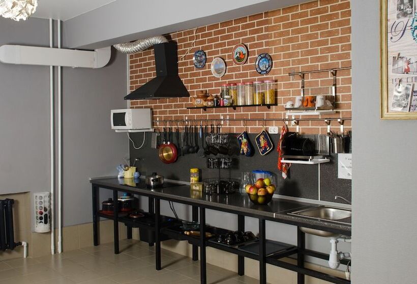 اتاق استاندارد, Lucky Hostel