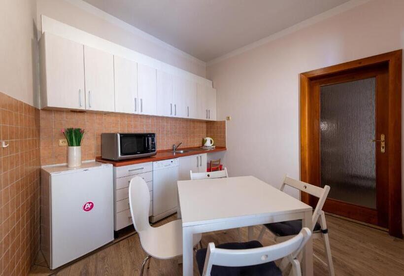 Apartamento 1 Dormitório, Pension Faber