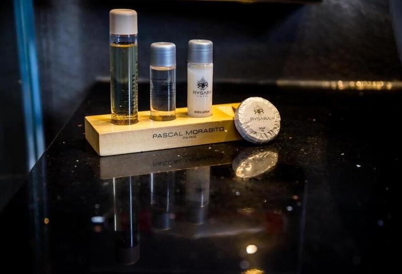 اتاق لوکس, Rysara