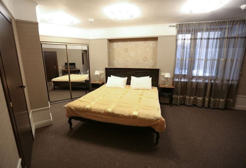 带1个卧室的高级公寓, Simbirsk