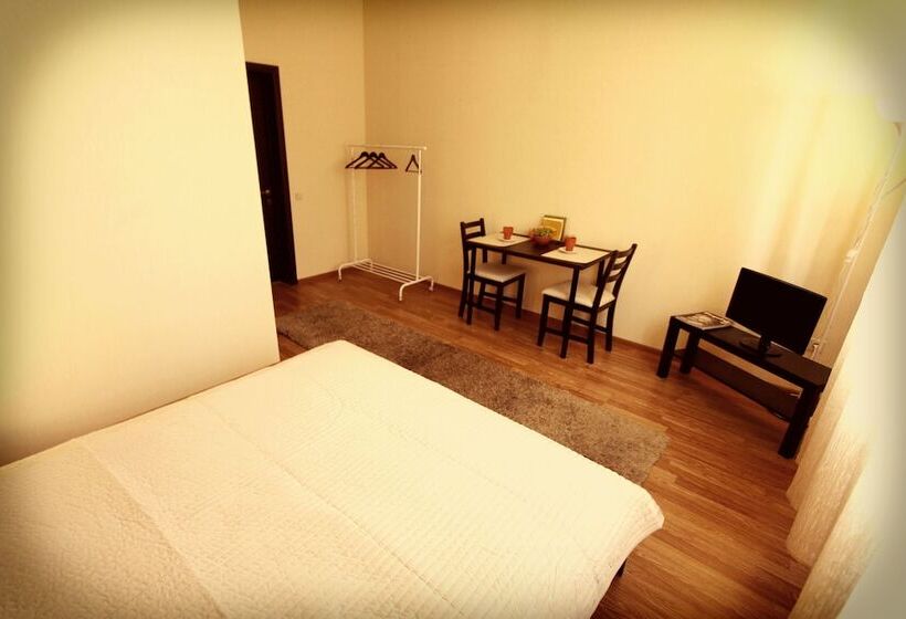 标准间, Smart People Eco