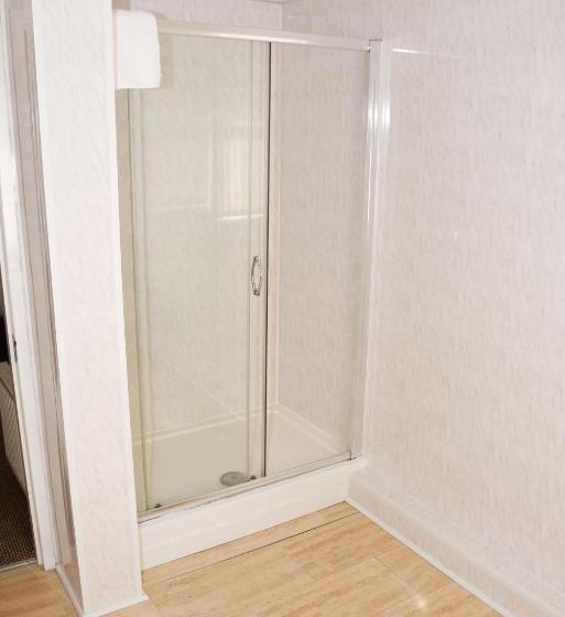 Camera Standard, Stuart