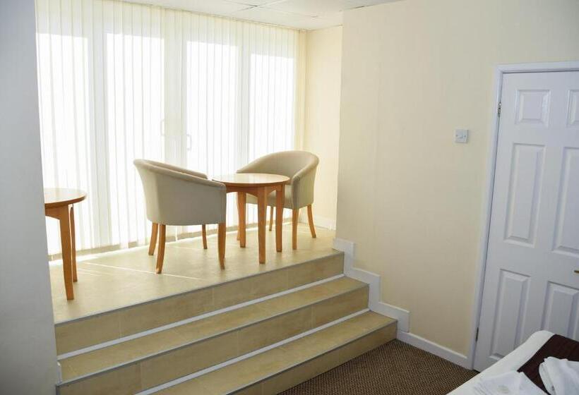 Camera Standard con Balcone, Stuart