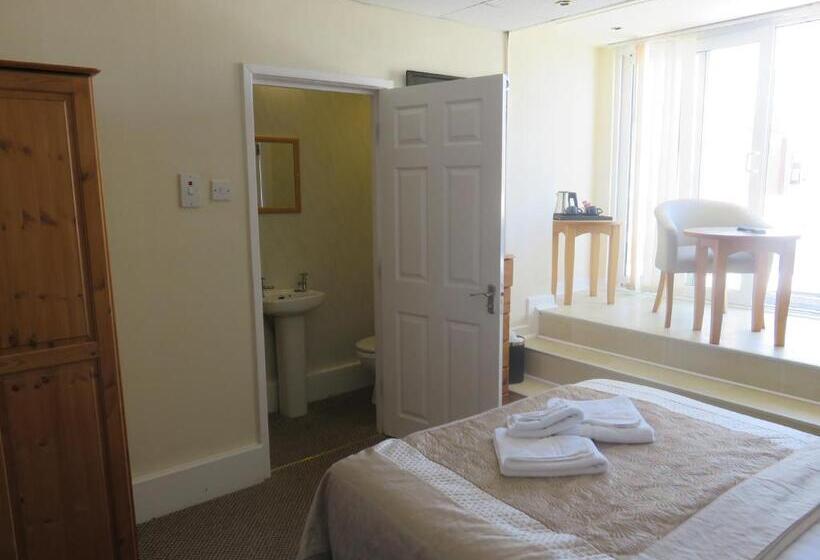 Camera Standard con Balcone, Stuart