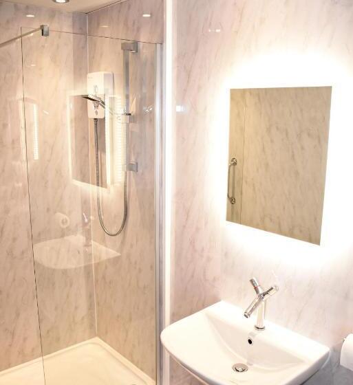 Camera Quadrupla Standard, Stuart