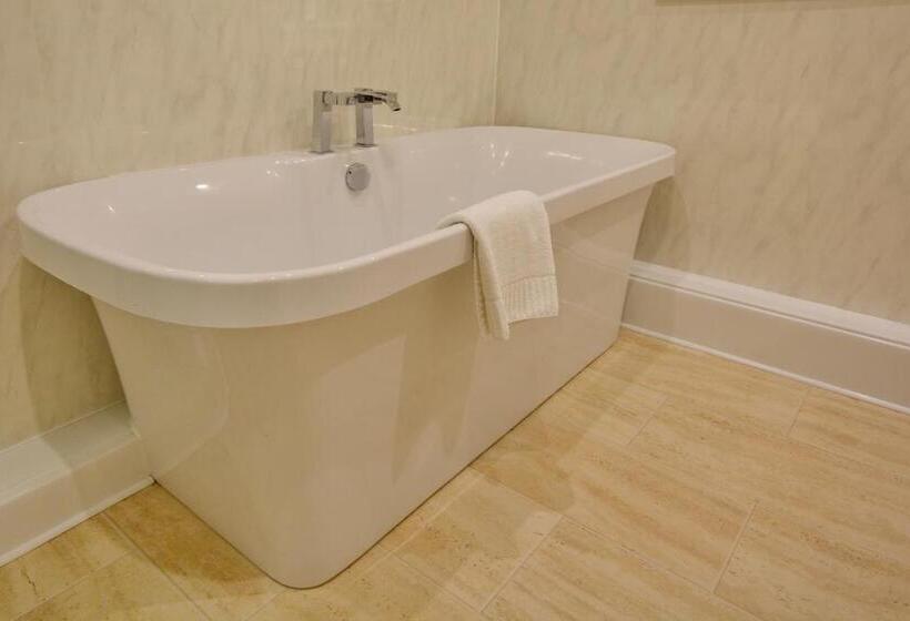 Camera Quadrupla Standard, Stuart