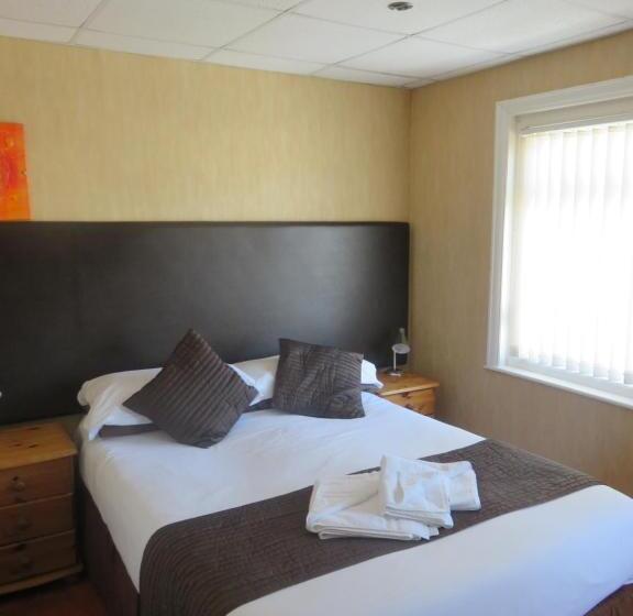 Camera Economy, Stuart