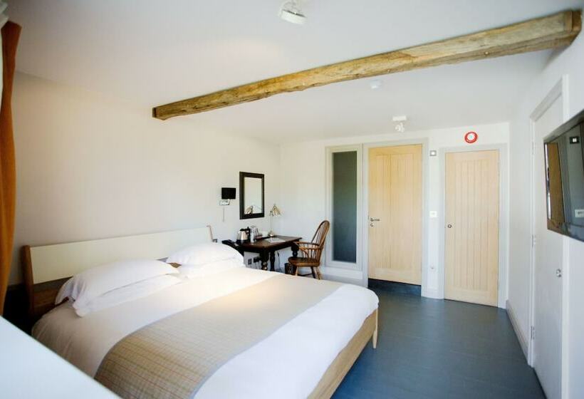 Классический Номер, The Old House Inn