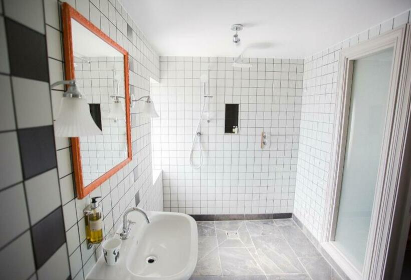 Классический Номер, The Old House Inn