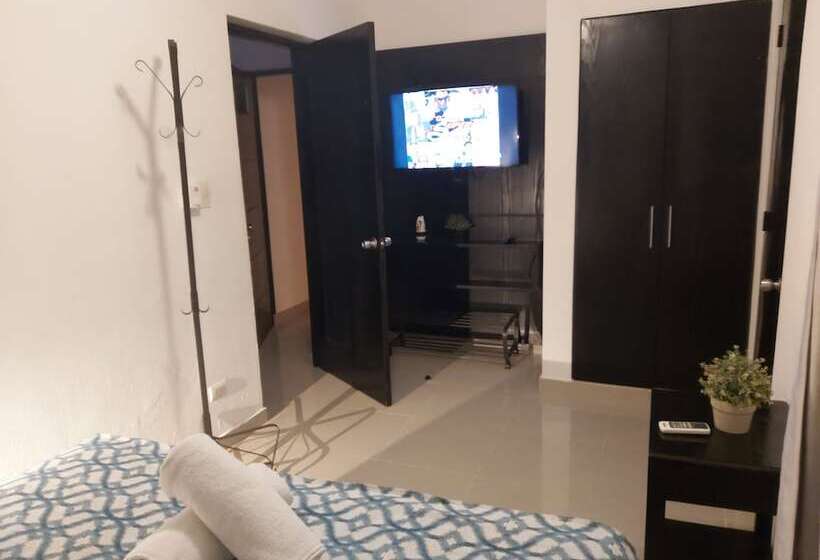 اتاق استاندارد, Tau Casa Reyes