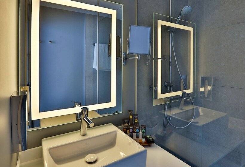 חדר אקזקיוטיב, Novotel Arkhangelsk