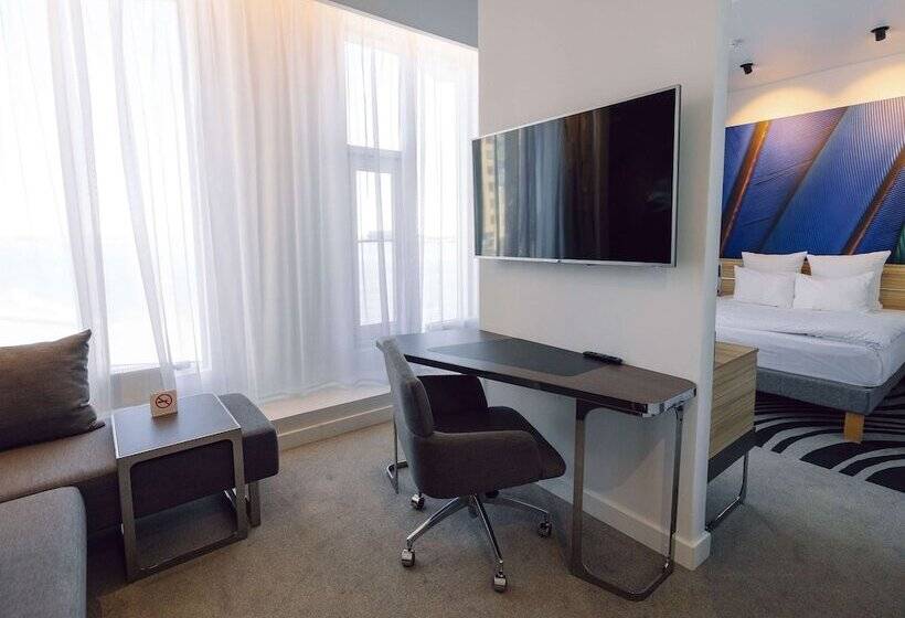 חדר אקזקיוטיב, Novotel Arkhangelsk