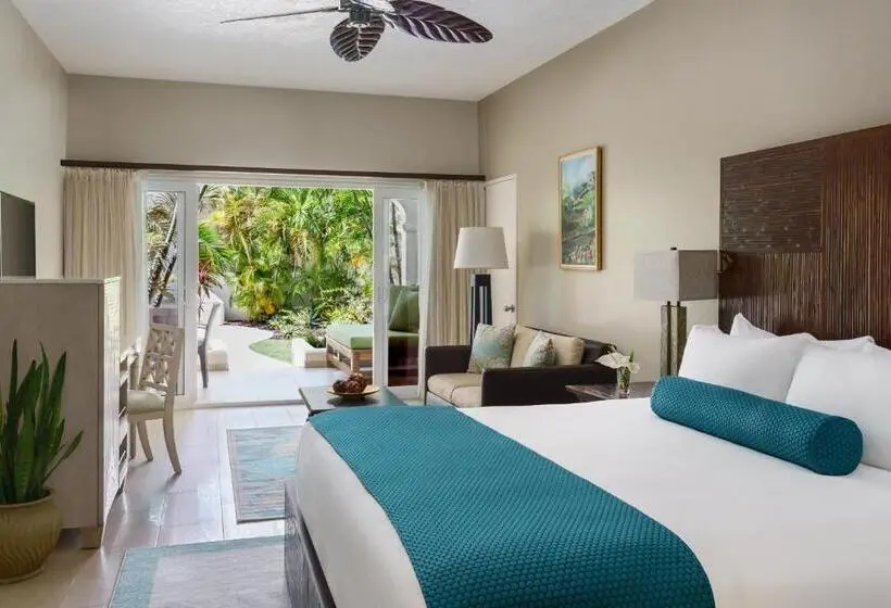 سوییت با چشم‌انداز باغ, Spice Island Beach Resort