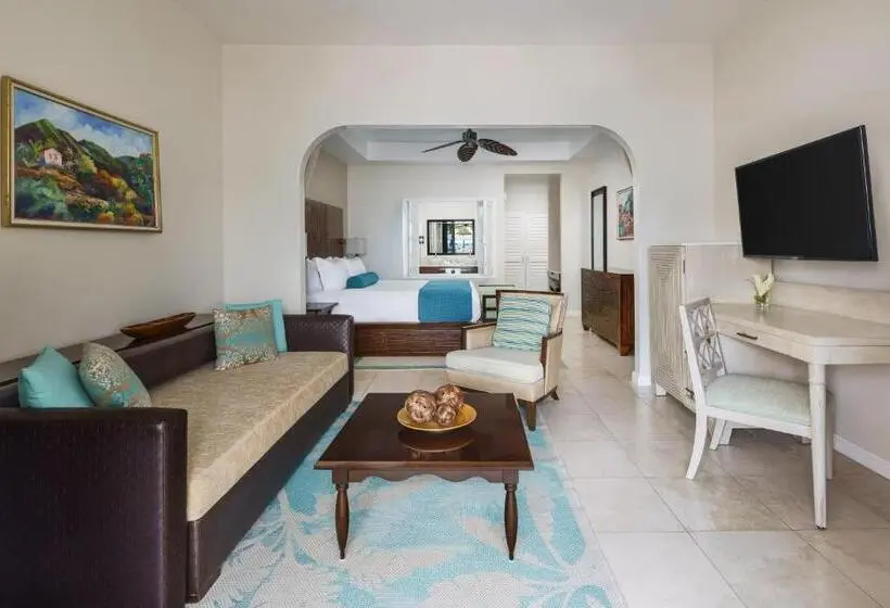 سوییت, Spice Island Beach Resort