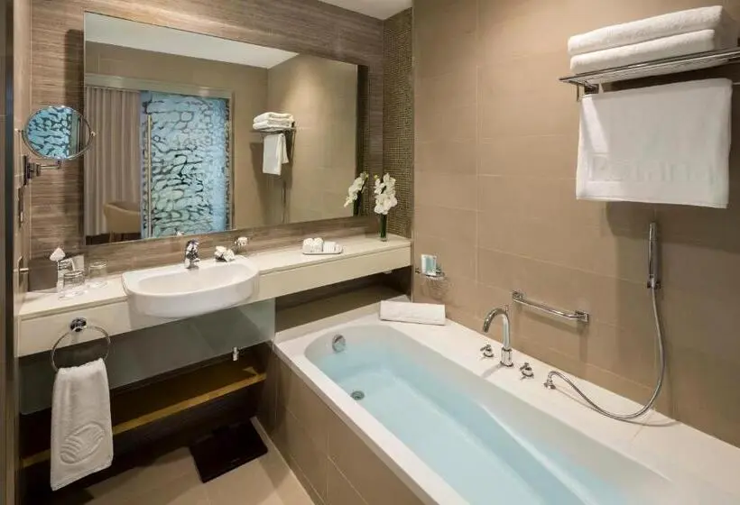 海の見える２ベッドルームアパートメント, Beach Rotana Residences
