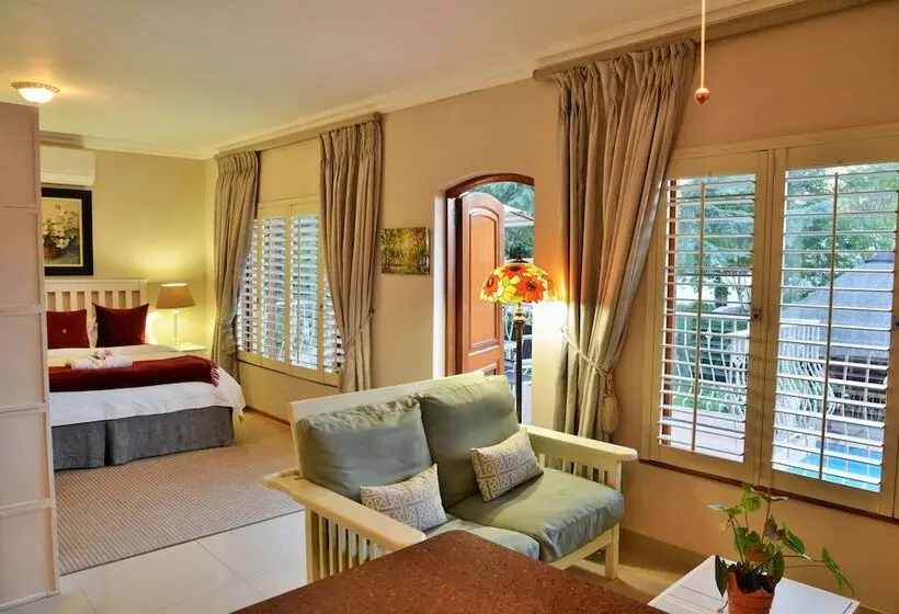 سوئیت با بالکن, Bellgrove Guest House Sandton