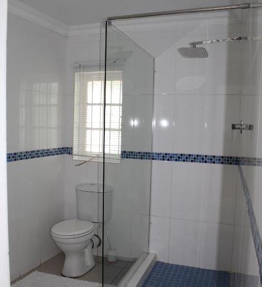 Номер Стандарт Вид на Бассейн, Blue S Guest House