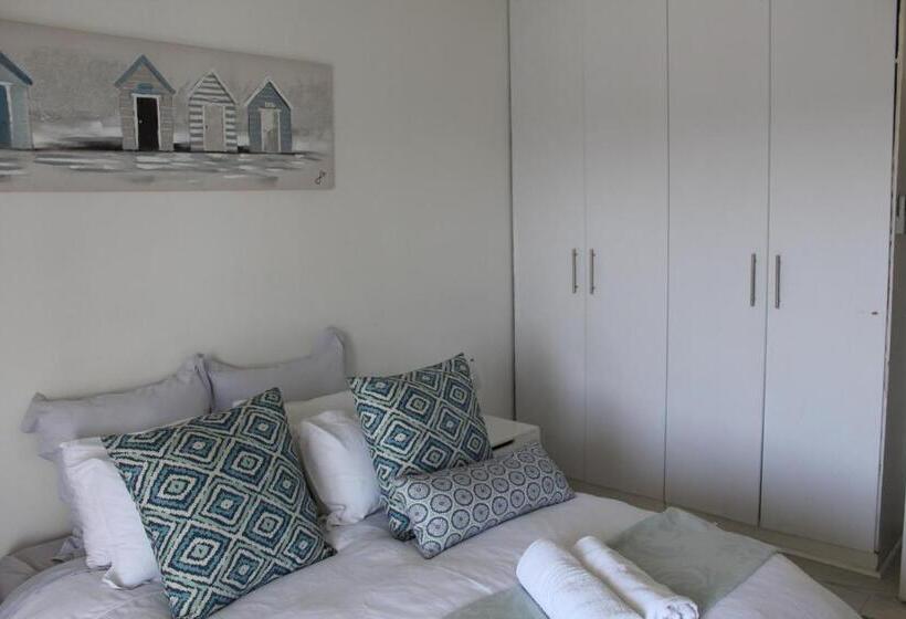 Номер Стандарт Вид на Море с Балконом, Blue S Guest House