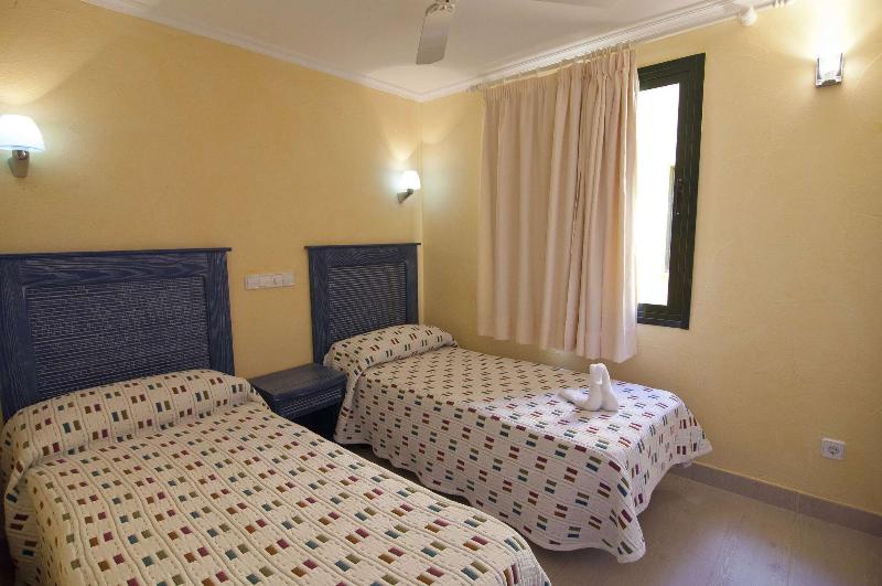 가든 전망 스위트, Crystal Waters