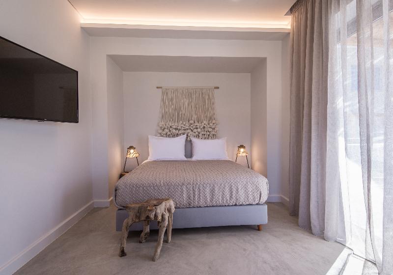 스탠다드 룸 측면 바다 전망, Crystal Waters