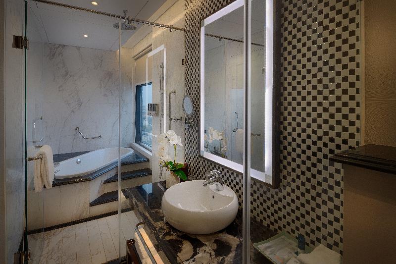 Tengerre Néző Deluxe Szoba, Four Points By Sheraton Danang