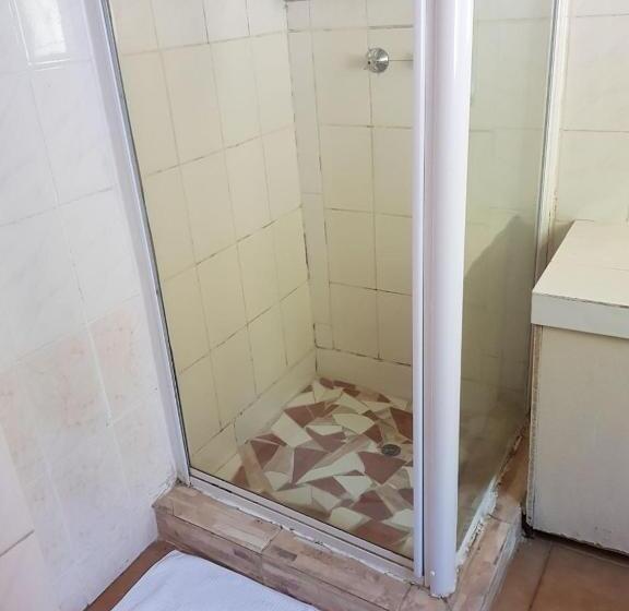 חדר סטנדרט חדר אמבטיה משותף, Harmony Guest House