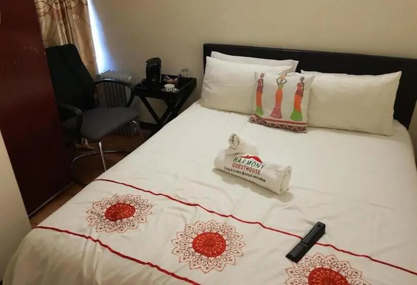 اتاق استاندارد یک نفره, Harmony Guest House