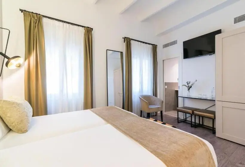 Habitació Estàndard, Icon Rosetó