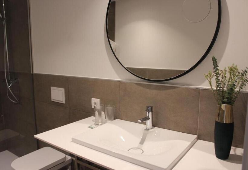 سوییت, Icon Rosetó