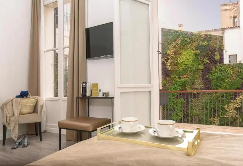 Habitació Estàndard amb Terrassa, Icon Rosetó