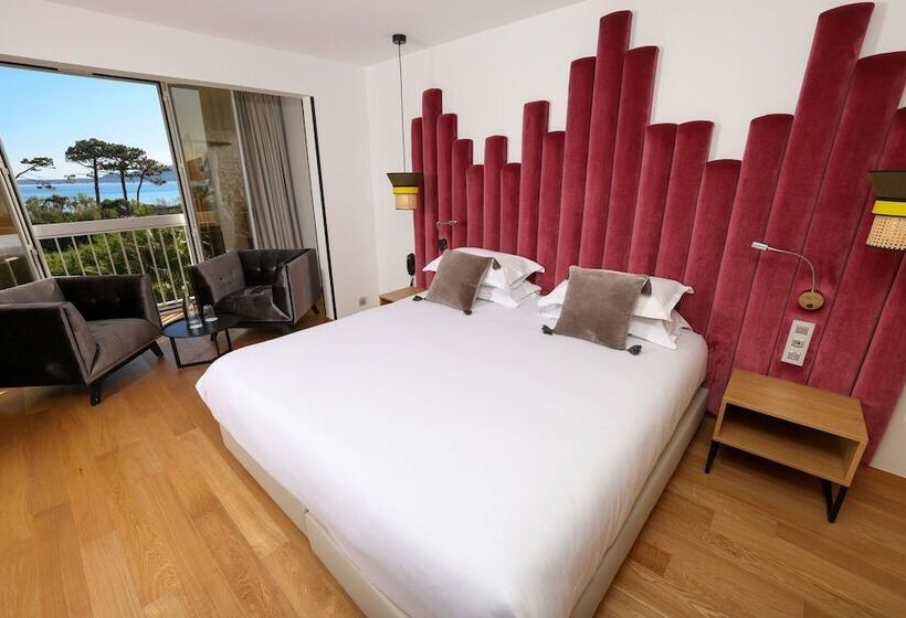 Cameră Deluxe cu Vedere la Mare, Onda