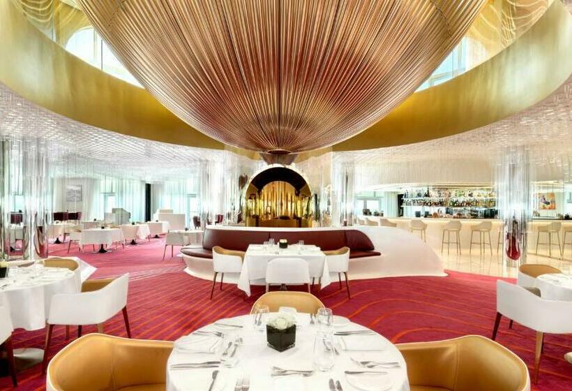 Номер Клуб Вид на Море, Raffles The Palm