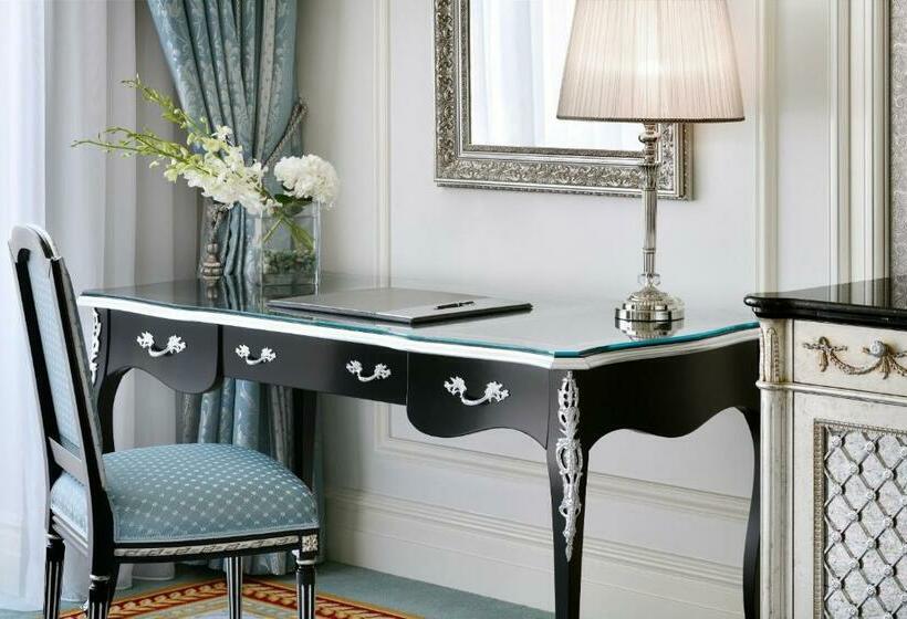 سوئیت پرزیدنت, Raffles The Palm