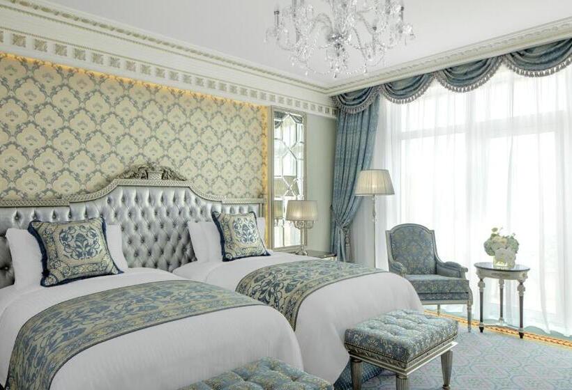 اتاق پرمیوم, Raffles The Palm