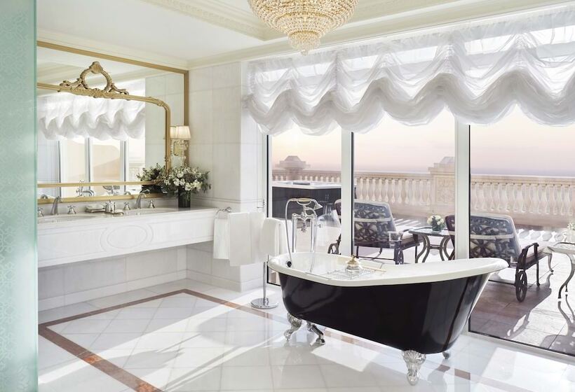 سوئیت پریمیوم, Raffles The Palm