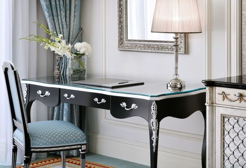 اتاق پرمیوم با چشم‌انداز دریا, Raffles The Palm