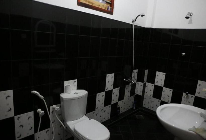Номер Deluxe, Yala River Face Inn
