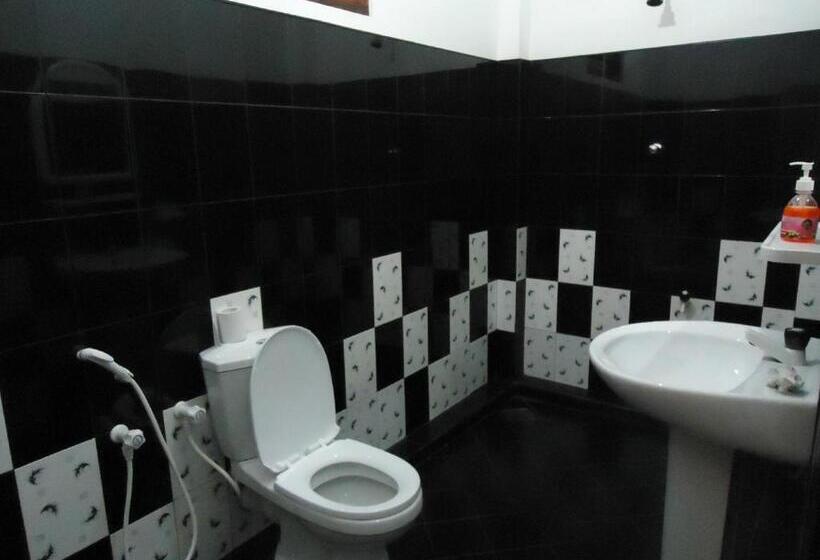 디럭스 룸, Yala River Face Inn